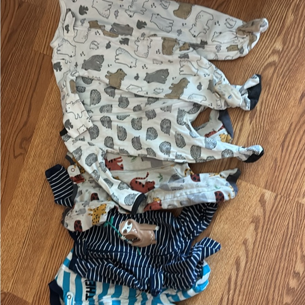 Adorable Baby Animal Print Pajamas Set